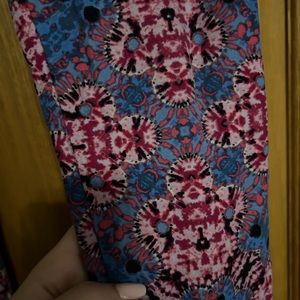 Lularoe leggings - size large